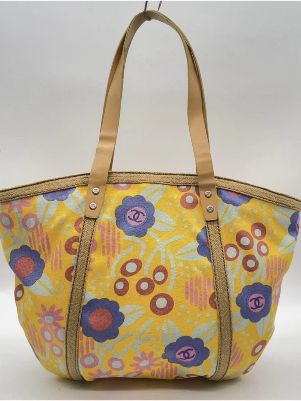 ⭐️⭐️⭐️Authentic CHANEL⭐️⭐️⭐️High Summer Flower Tote - Yellow Canvas & Leather - Picture 2 of 15